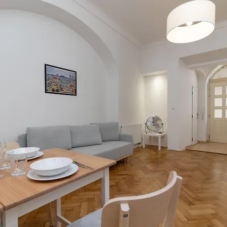 The Location In Prague, Charles Bridge & Old Town Square Apartmán *